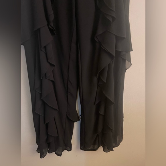 Ruffle Pant - Picture 3 of 5